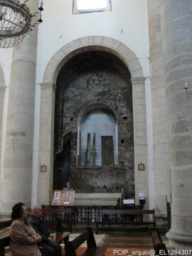 Altar lateral