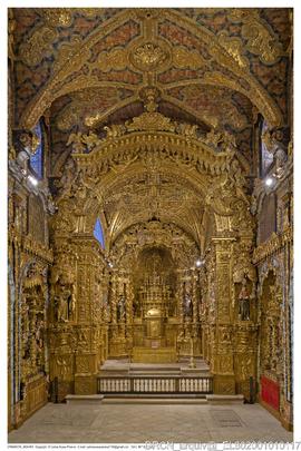 Interior da igreja do Convento de Santa Clara do Porto, após restauro