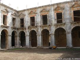 Claustro nascente