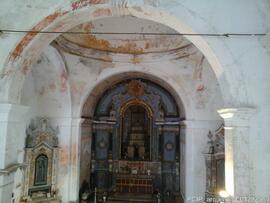 Vista do altar-mor