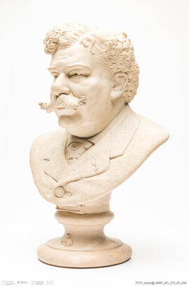 Busto Rafael Bordalo Pinheiro