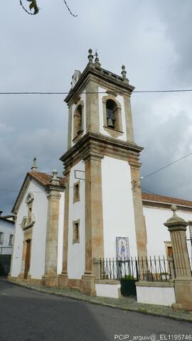 Vista parcial da fachada