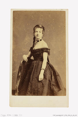 Álbum com fotografias famílias reais europeias