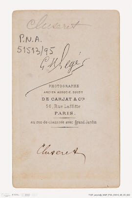 Álbum com retratos de membros das famílias reais