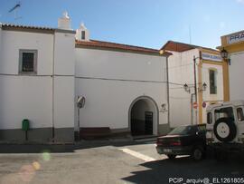 Vista geral do imóvel e área envolvente