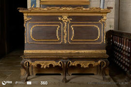 Cadeiral E (Inferior, lado esquerdo Parede Sul)