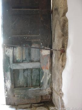 Ala poente - Vão da guardaria - Porta