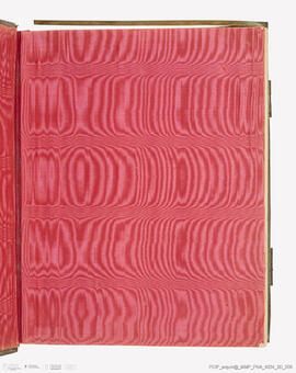 Álbum com retratos de membros das famílias reais europeias