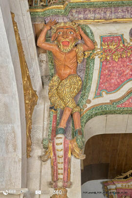 Sátiro (lado esquerdo)