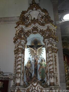 Retábulo Confraria Santíssimo Sacramento-tecto nicho