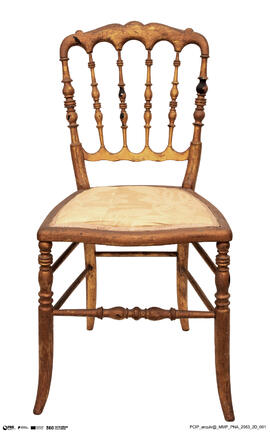 Cadeira em Madeira Dourada