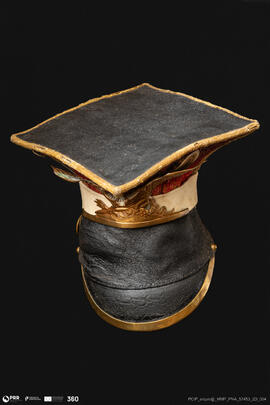 Cobertura de uniforme militar