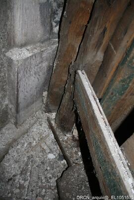 Retábulo colateral do Santíssimo Sacramento