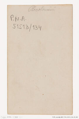 Álbum com retratos de membros das famílias reais