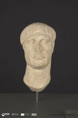 Cabeça imperador Trajano (Doação Bühler-Brockhaus)