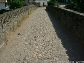 Pormenor do pavimento do tabuleiro