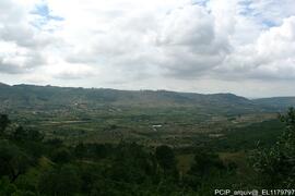 Fotografia do imovel e area envolvente