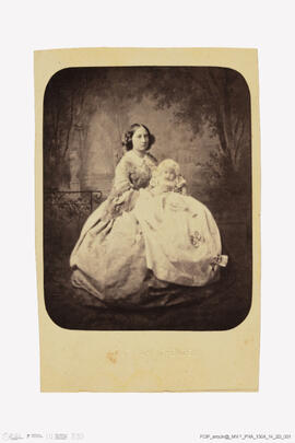 Álbum com fotografias famílias reais europeias