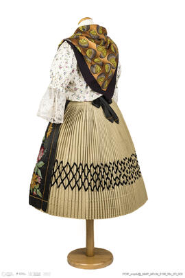 Traje Completo de Festa Feminino