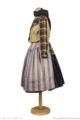 Traje Completo de Trabalho Feminino