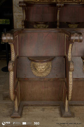 Misericórdia (1ª lado direito, parede sul,figura animal, nível inferior)