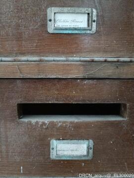 Móvel de correspondência