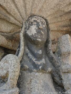 Fachada – Escultura