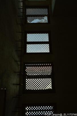 Fotografia do interior das instalacoes