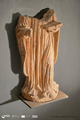 Escultura de Sta. Escolástica