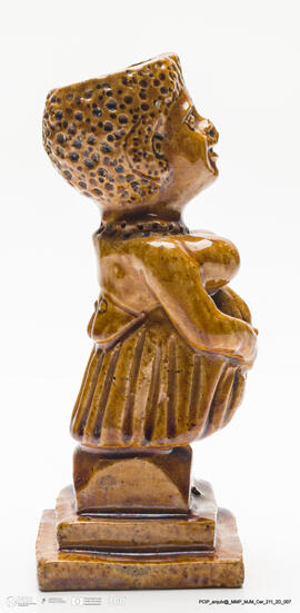 Castiçal Figurativo