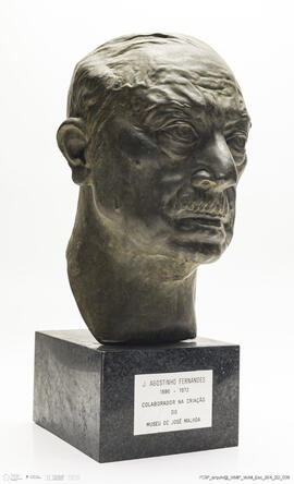 Busto de Agostinho Fernandes