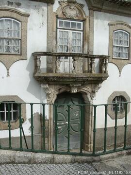 Vista parcial da fachada