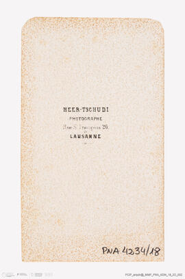 Álbum com retratos de membros das famílias reais europeias