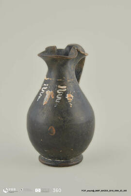 Jarro trilobado (Doação Bühler-Brockhaus)