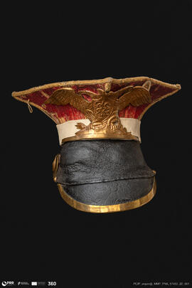 Cobertura de uniforme militar