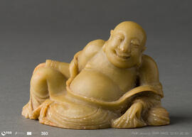 Buda sorridente sentado