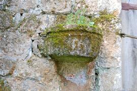 Fotografia da igreja em ruinas