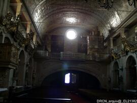 Interior - Nave e Coro-alto