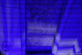 Abóbada em caixotões – Luz negra
