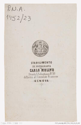 Álbum fotográfico - Álbum de fotografias com retratos de familiares da rainha D. Maria Pia