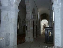 Nave lateral direita