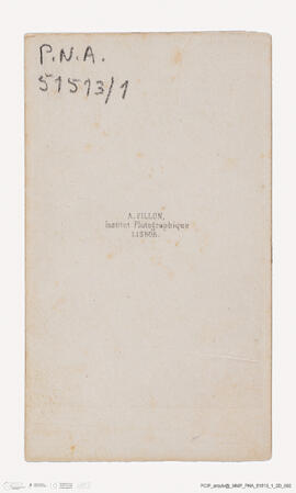 Álbum com retratos de membros das famílias reais