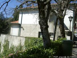 Fotografia: exterior das instalacoes