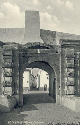 Porta de Évora