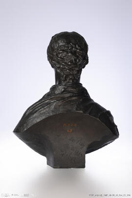 Busto de Mrs. Elisa Leech
