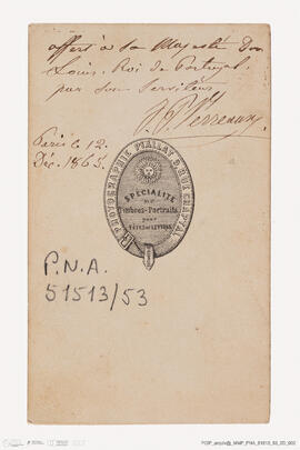 Álbum com retratos de membros das famílias reais