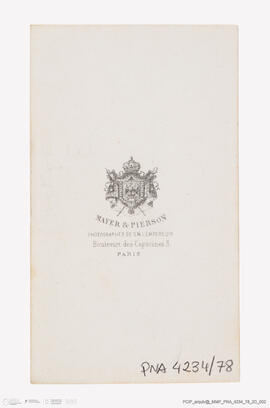 Álbum com retratos de membros das famílias reais europeias