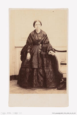 Álbum com retratos de membros das famílias reais europeias