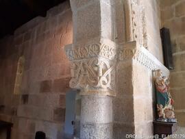 Arco triunfal – Capitel