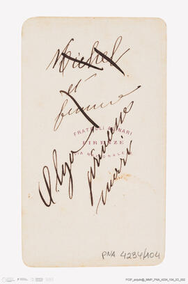 Álbum com retratos de membros das famílias reais europeias